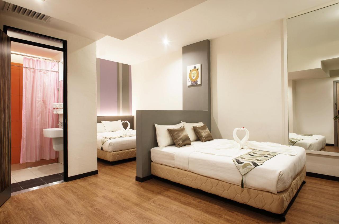HelicoNia Hotel George Town Esterno foto